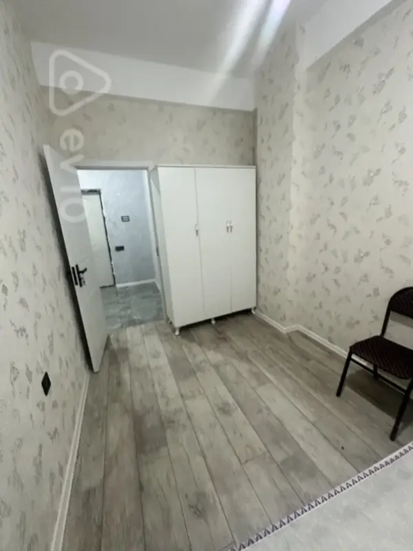 Kirayə verilir 2 otaqlı yeni tikili 60 m²