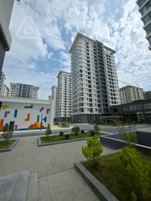 Satılır 3 otaqlı yeni tikili 96 m²