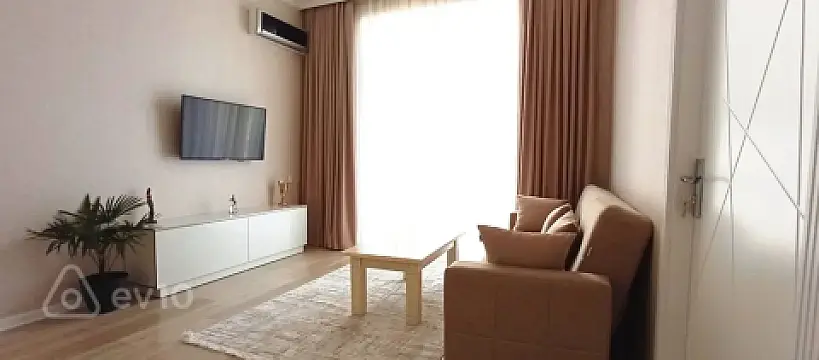 Kirayə verilir 2 otaqlı köhnə tikili 55 m² — Bakı, Səbail 2 otaq 55.00 m²