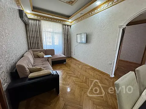 Kirayə verilir 3 otaqlı köhnə tikili 90 m² — Bakı, Nərimanov 3 otaq 90.00 m²
