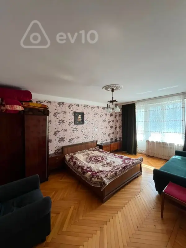 Kirayə verilir 3 otaqlı köhnə tikili 99 m²