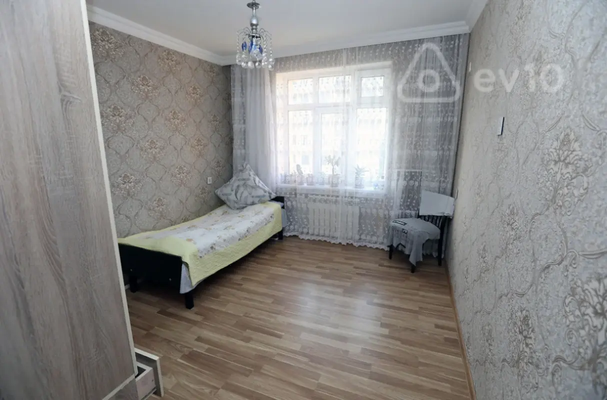 Satılır 3 otaqlı köhnə tikili 63 m²