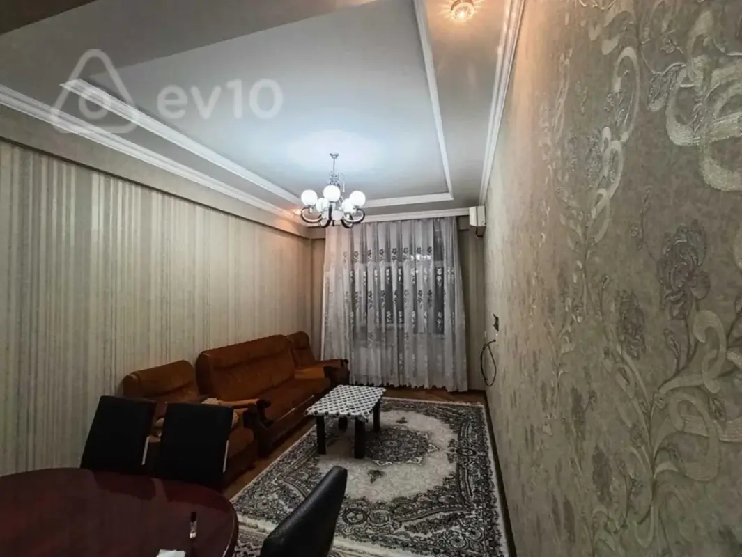Kirayə verilir 2 otaqlı yeni tikili 65 m²