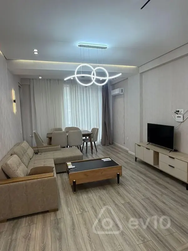 Kirayə verilir 3 otaqlı yeni tikili 96 m²