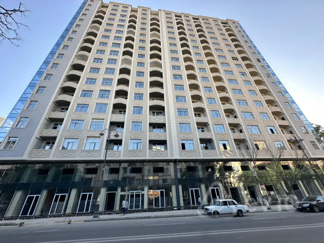 Satılır 2 otaqlı yeni tikili 100 m²