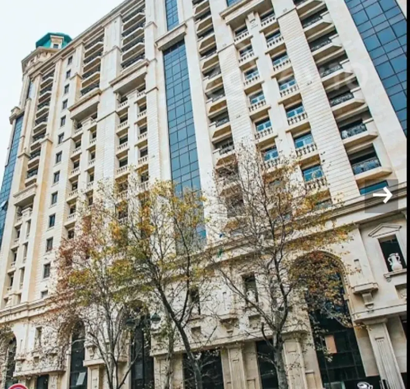 Satılır 4 otaqlı yeni tikili 212 m²