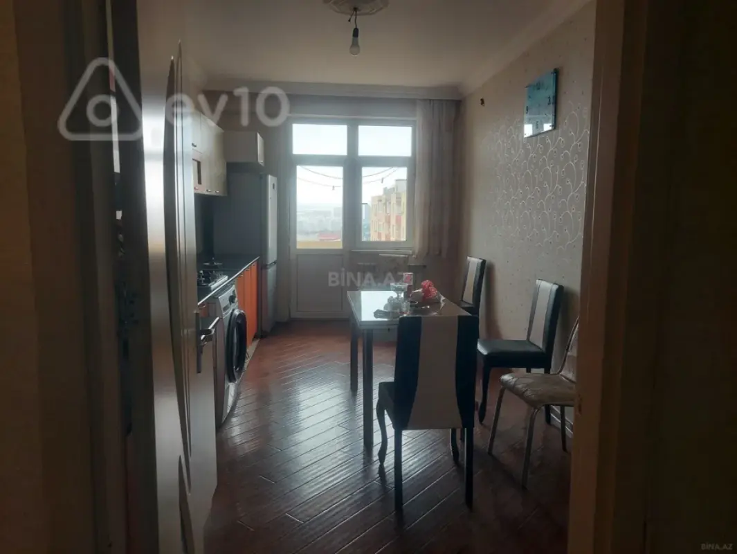 Kirayə verilir 3 otaqlı yeni tikili 120 m²