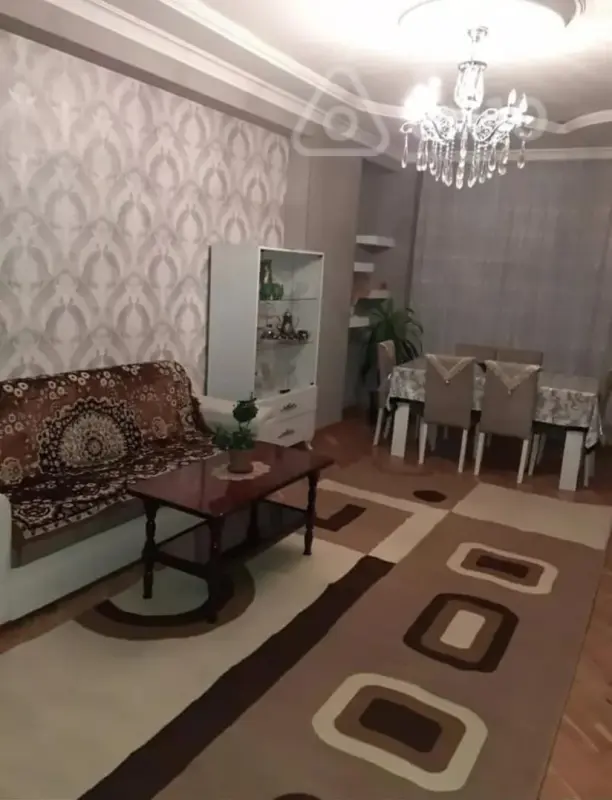 Kirayə verilir 2 otaqlı yeni tikili 90 m²