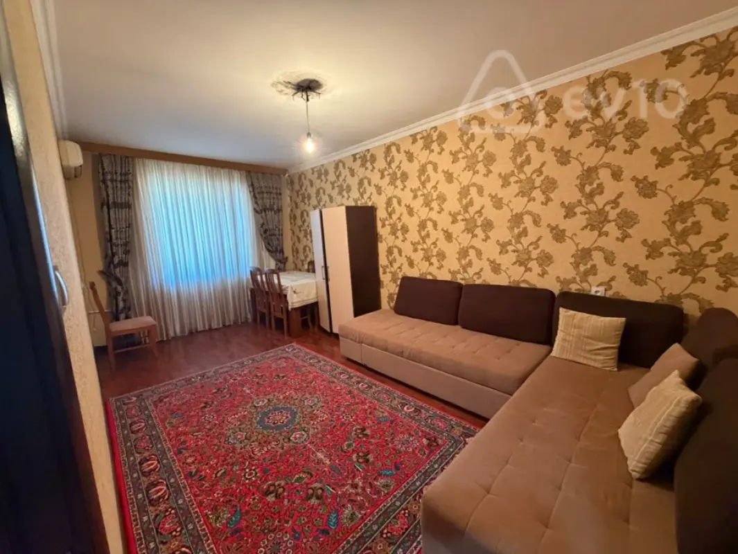 Kirayə verilir 2 otaqlı yeni tikili 70 m²
