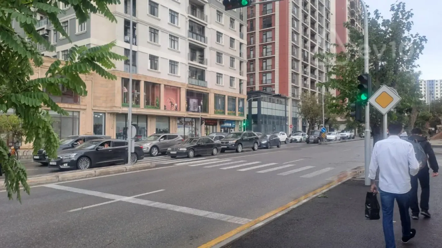 Kirayə verilir mənzil 85 m²