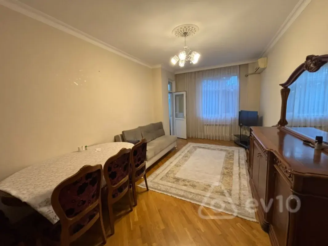 Kirayə verilir 3 otaqlı yeni tikili 88 m²