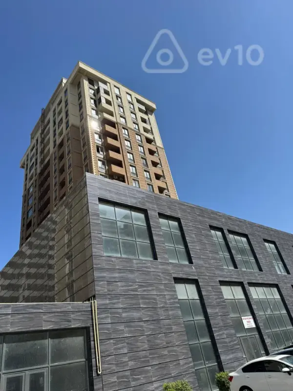 Kirayə verilir 3 otaqlı yeni tikili 110 m²