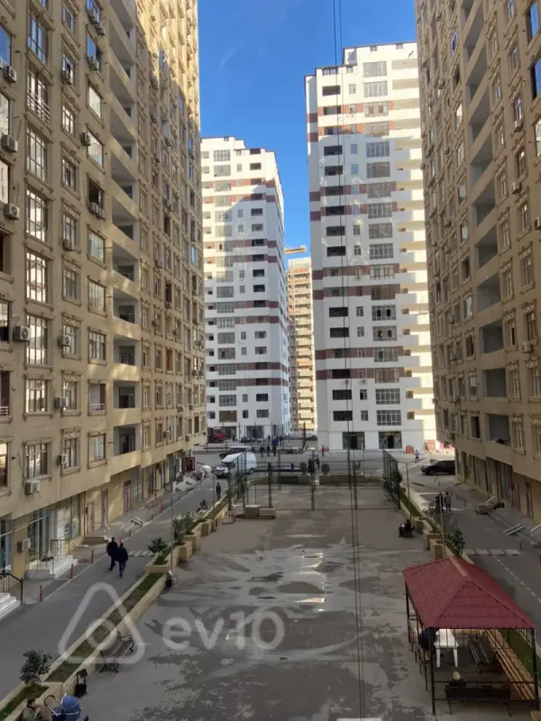 Kirayə verilir 2 otaqlı yeni tikili 90 m²