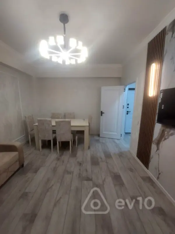 Kirayə verilir 2 otaqlı yeni tikili 55 m²