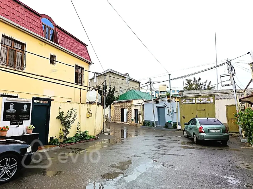 Satılır 2 otaqlı yeni tikili 60 m²