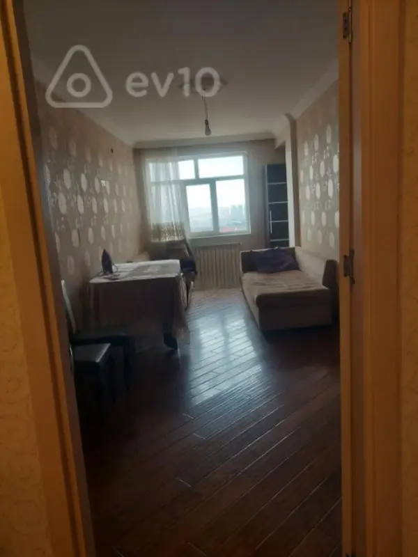 Kirayə verilir 3 otaqlı yeni tikili 130 m²