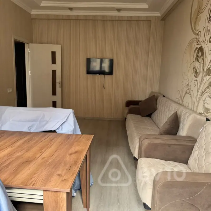 Kirayə verilir 2 otaqlı yeni tikili 110 m²