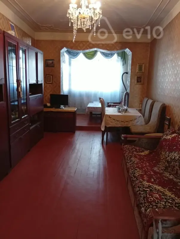 Satılır 2 otaqlı köhnə tikili 45.2 m²