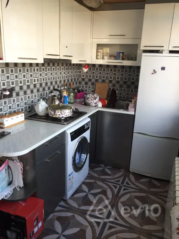 Kirayə verilir 3 otaqlı yeni tikili 65 m²