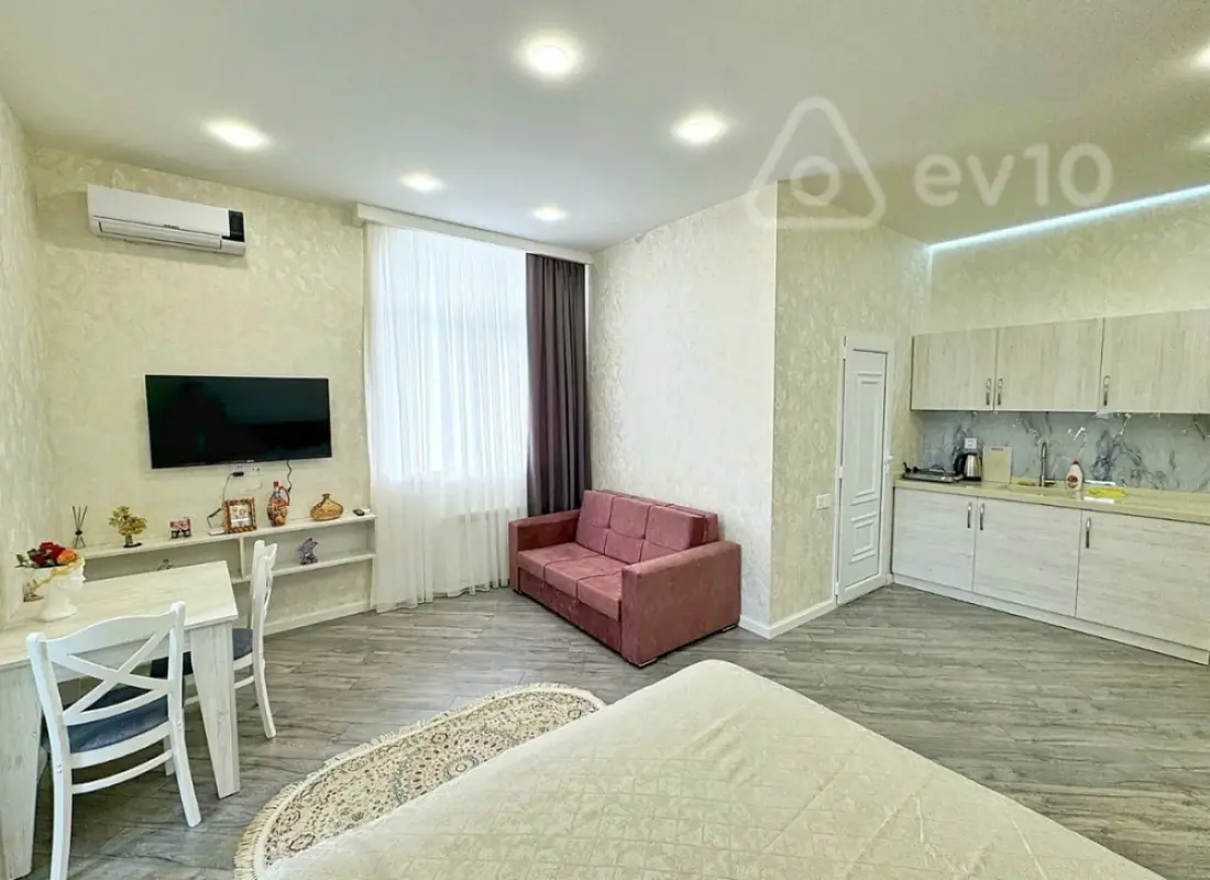 Kirayə verilir 1 otaqlı yeni tikili 50 m²