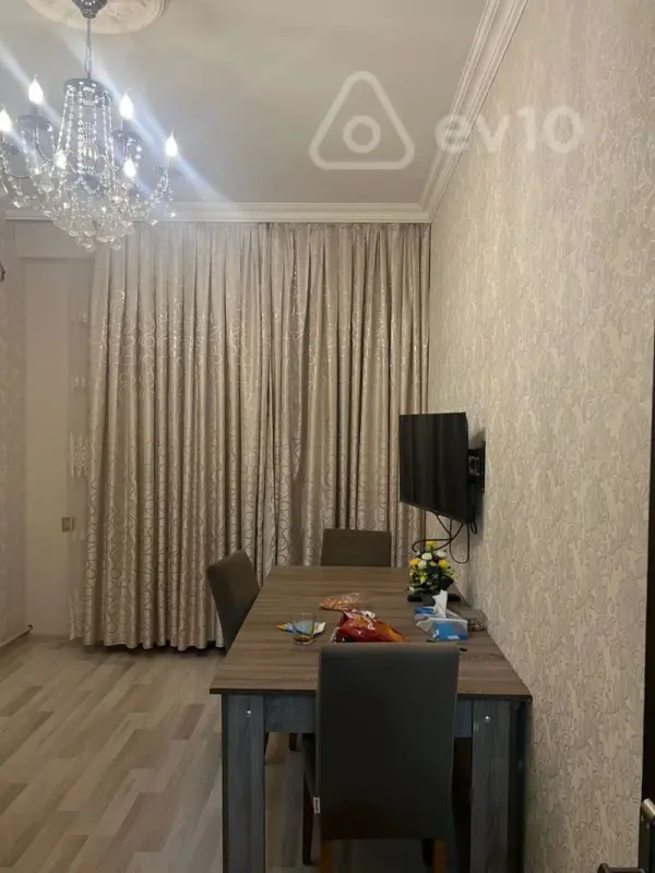 Kirayə verilir 2 otaqlı yeni tikili 60 m²