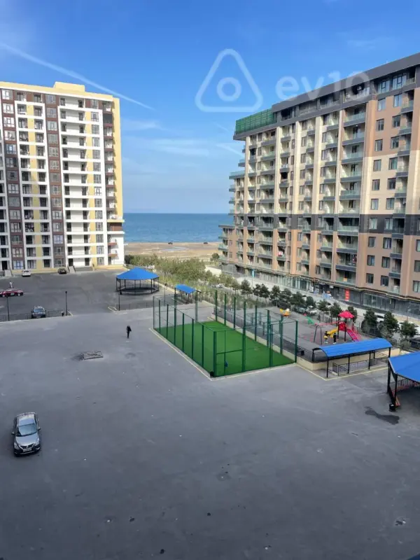 Kirayə verilir 2 otaqlı yeni tikili 90 m²