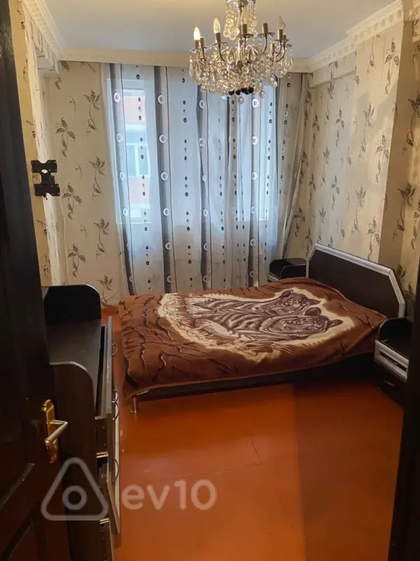 Kirayə verilir 1 otaqlı köhnə tikili 39 m²
