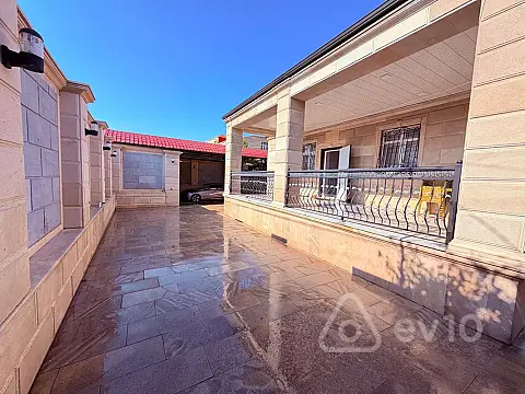 Satılır 4 otaqlı həyət evi 180 m² — Bakı, Abşeron 4 otaq 180.00 m²