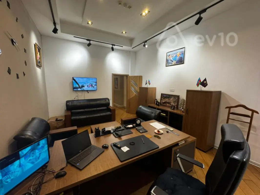 Kirayə verilir 3 otaqlı ofis 94 m²