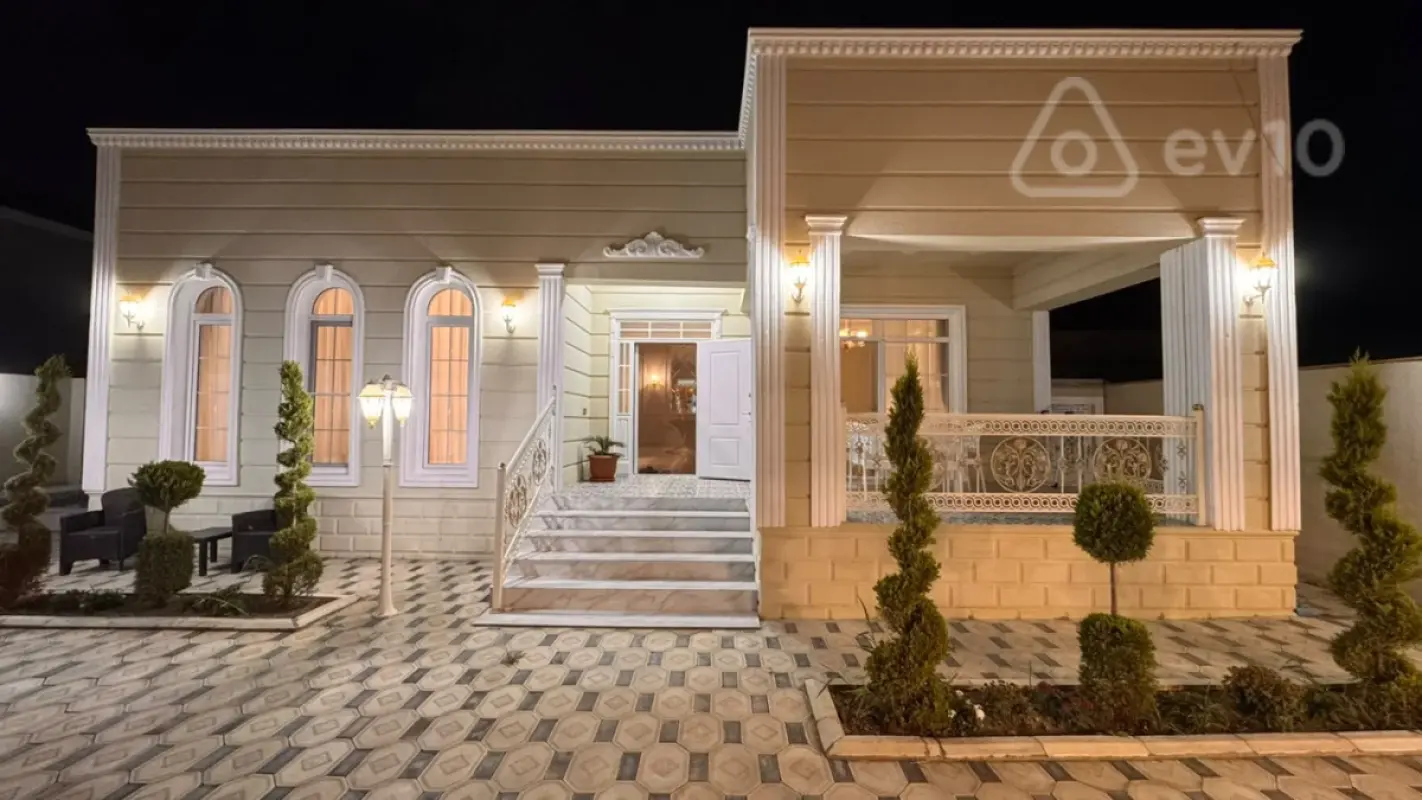 Satılır 4 otaqlı həyət evi 160 m²