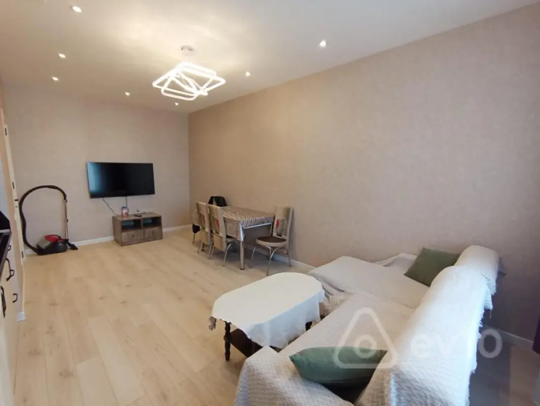 Kirayə verilir 3 otaqlı yeni tikili 79 m²