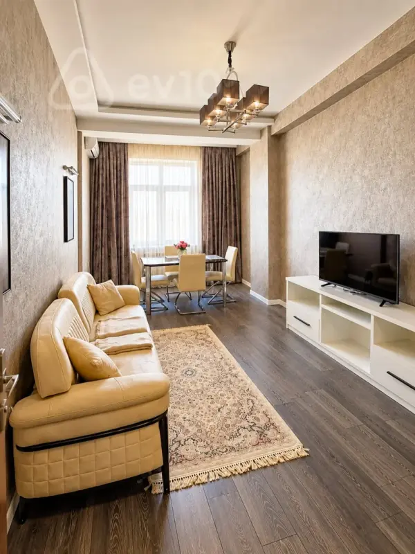 Kirayə verilir 2 otaqlı yeni tikili 65 m²