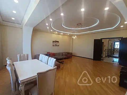 Kirayə verilir 3 otaqlı yeni tikili 160 m² — Bakı, Nərimanov 3 otaq 160.00 m²