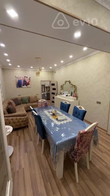 Kirayə verilir 2 otaqlı yeni tikili 75 m²