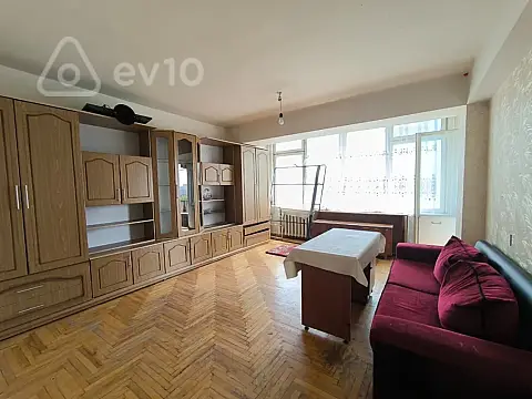 Satılır 2 otaqlı köhnə tikili 41 m² — Bakı, Nərimanov 2 otaq 41.00 m²
