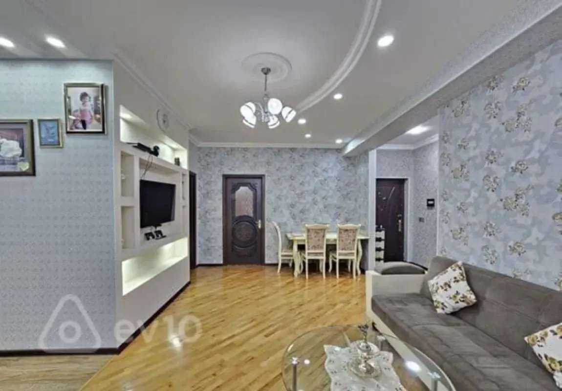 Satılır 3 otaqlı yeni tikili 73 m²