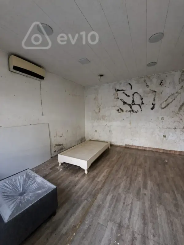 Kirayə verilir mənzil 20 m²