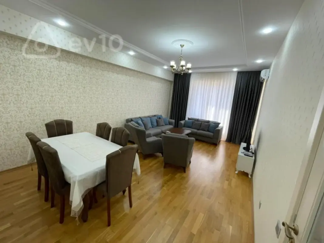 Kirayə verilir 2 otaqlı yeni tikili 80 m²
