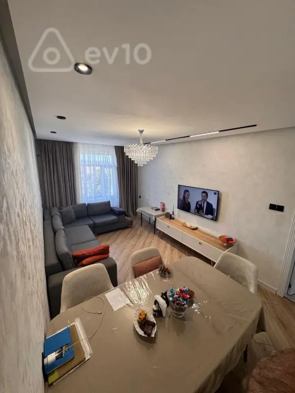 Kirayə verilir 3 otaqlı yeni tikili 85 m²
