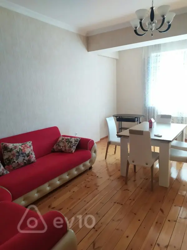 Kirayə verilir 3 otaqlı yeni tikili 115 m²
