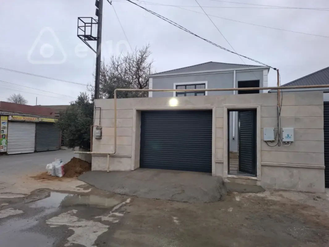 Satılır 3 otaqlı həyət evi 100 m²