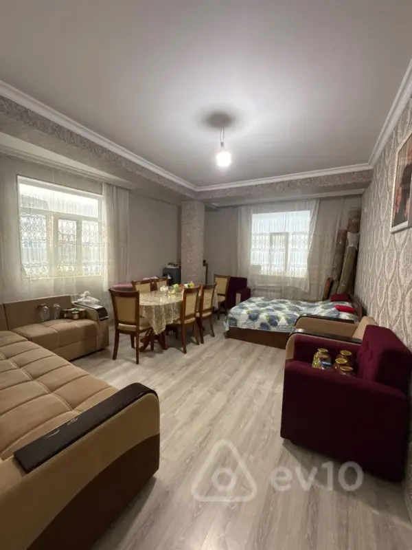 Satılır 2 otaqlı yeni tikili 74 m²