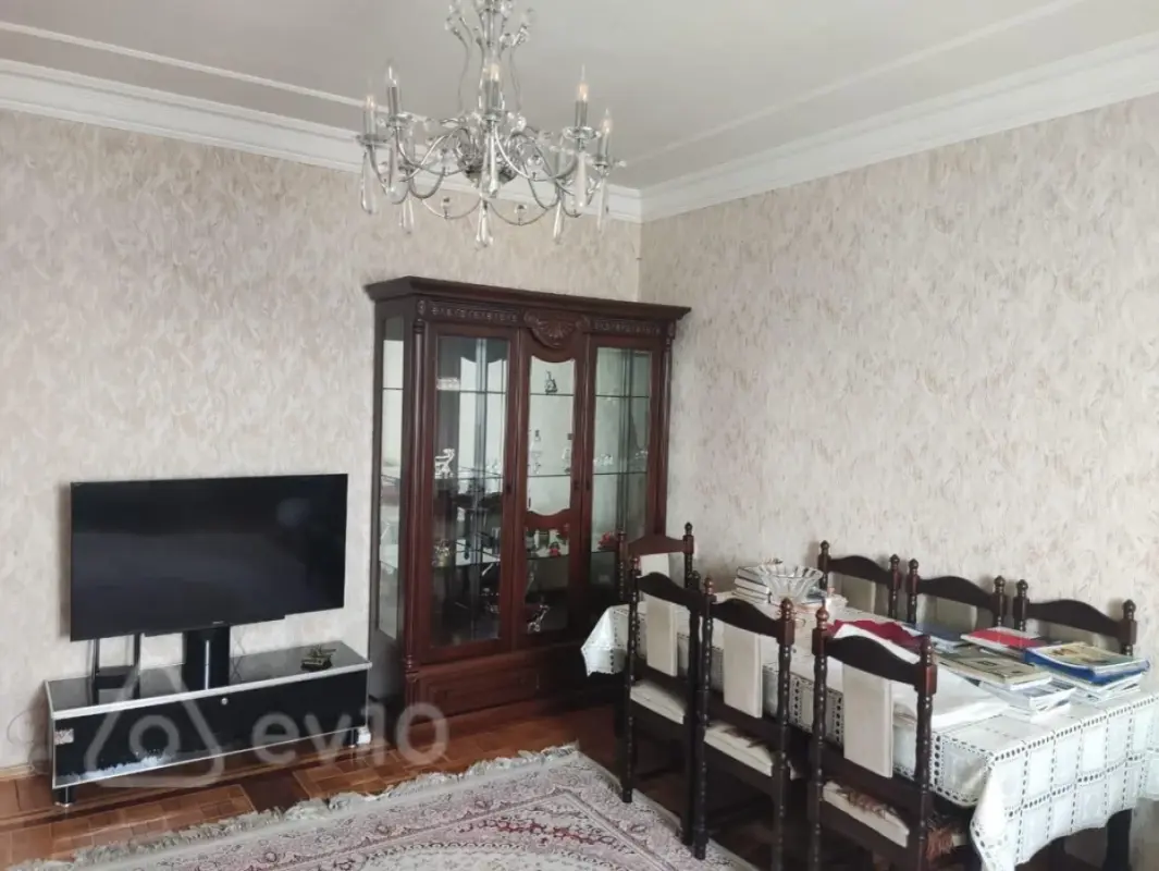 Kirayə verilir 3 otaqlı köhnə tikili 80 m²