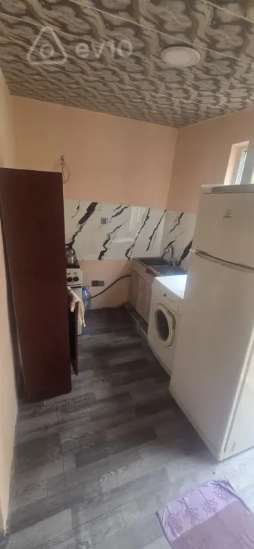 Kirayə verilir 1 otaqlı həyət evi 50 m²