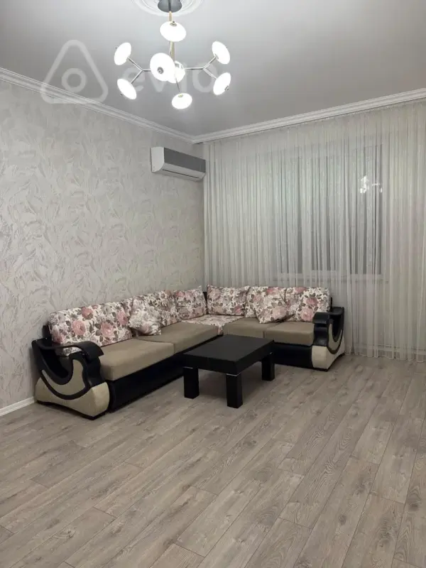 Kirayə verilir 3 otaqlı yeni tikili 68 m²