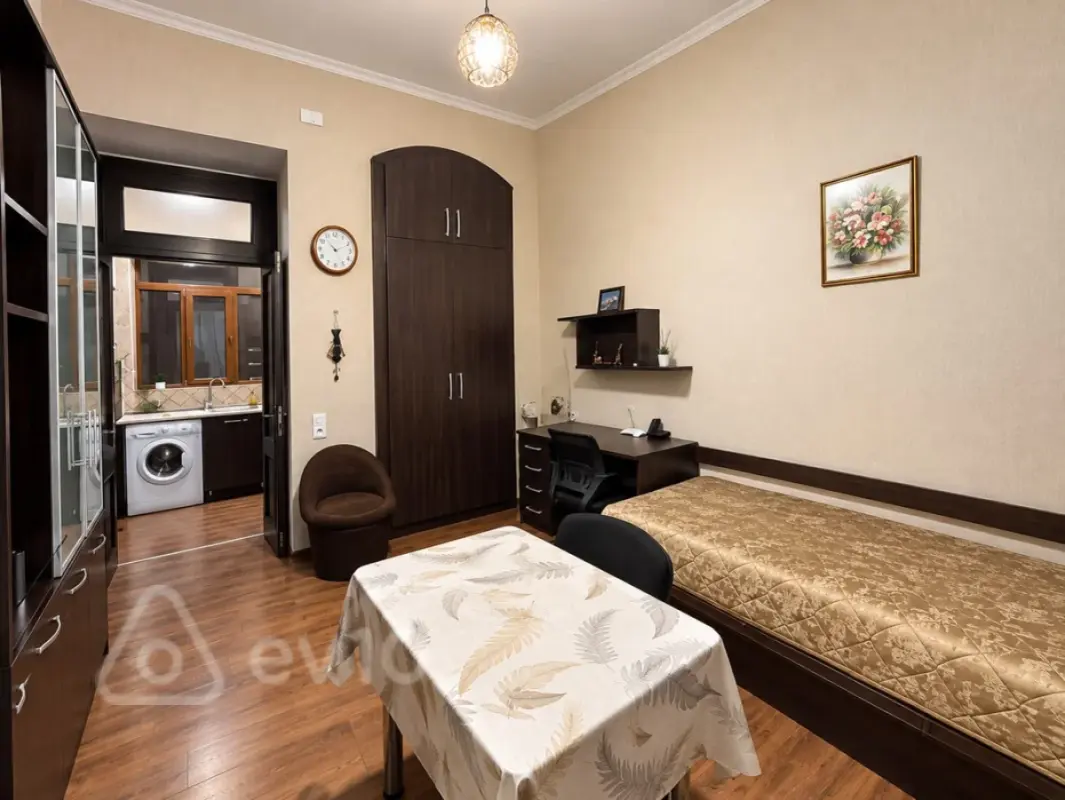 Kirayə verilir 1 otaqlı köhnə tikili 30 m²