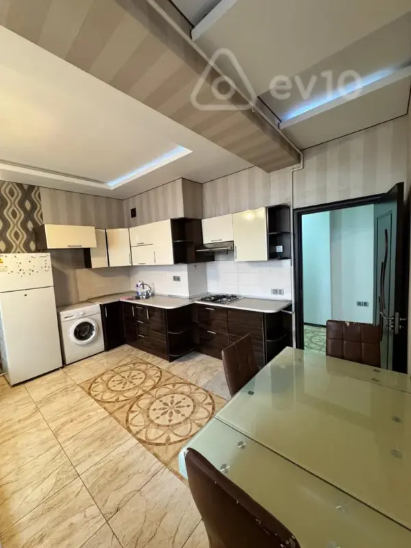 Kirayə verilir 2 otaqlı yeni tikili 66 m²