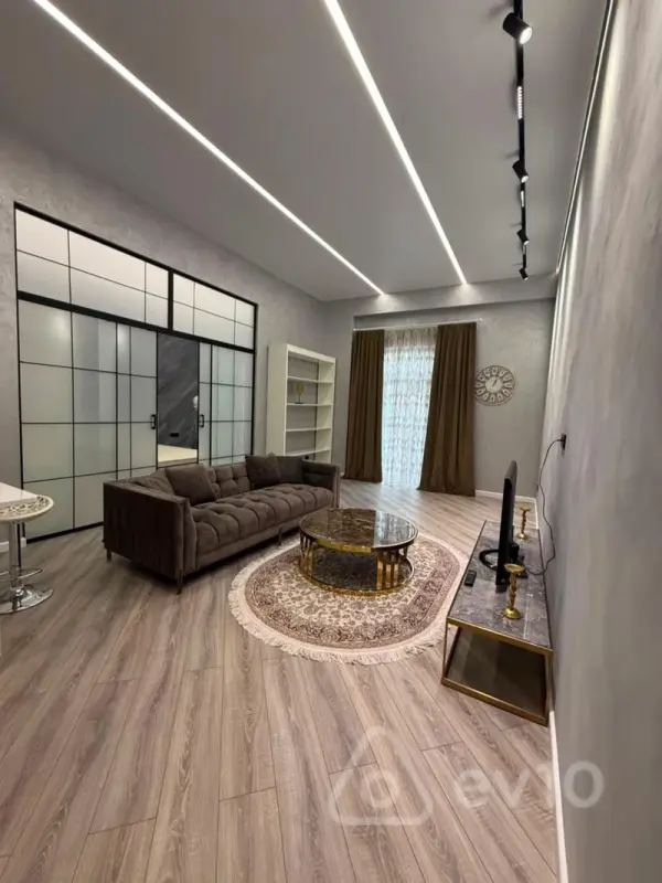 Kirayə verilir 2 otaqlı yeni tikili 65 m²