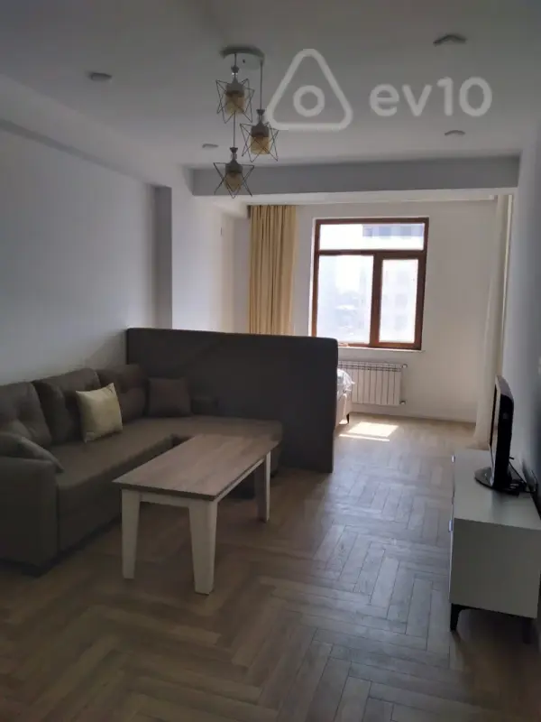 Kirayə verilir 1 otaqlı yeni tikili 70 m²