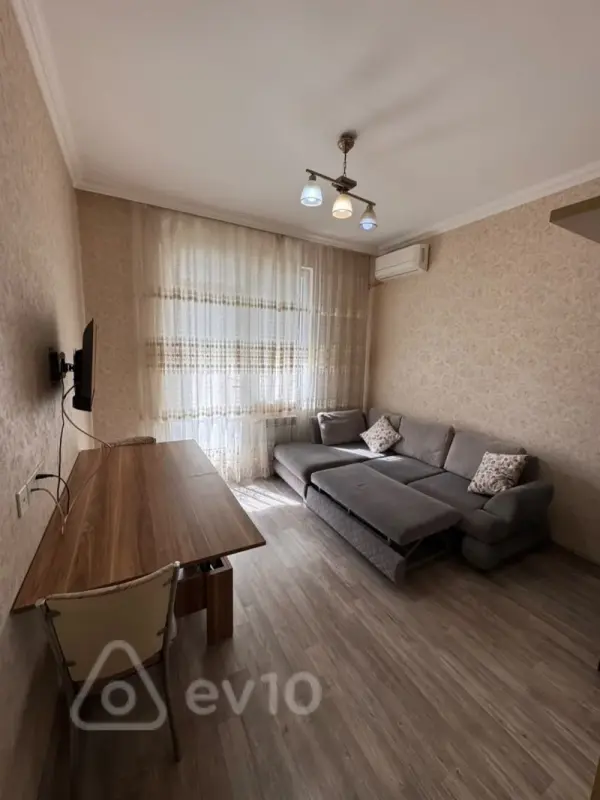 Kirayə verilir 1 otaqlı yeni tikili 41 m²